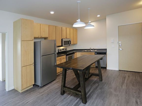 2nd image of 2401 40th Ave SE #208