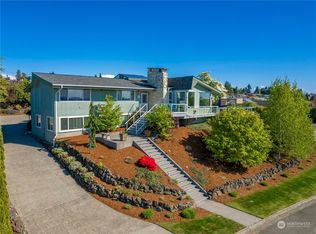 2423 Bridgeview Dr, Tacoma, WA 98406