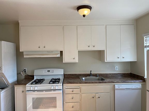 2nd image of 23 Baldwin Ct APT A