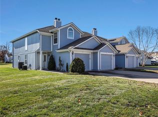 5701 NW Plantation Ln, Lees Summit, MO 64064