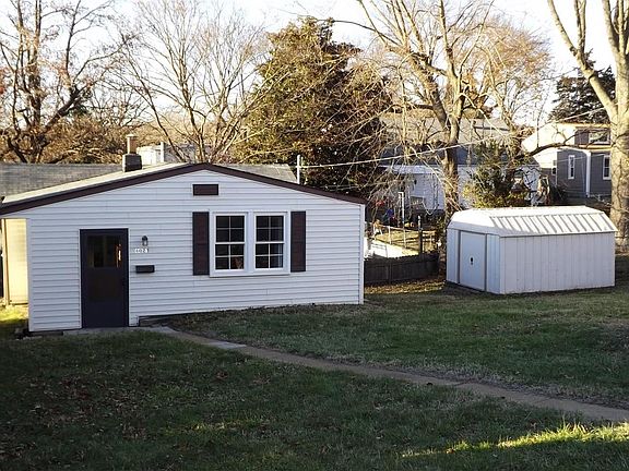5th image of 8025 Lakewood Ave