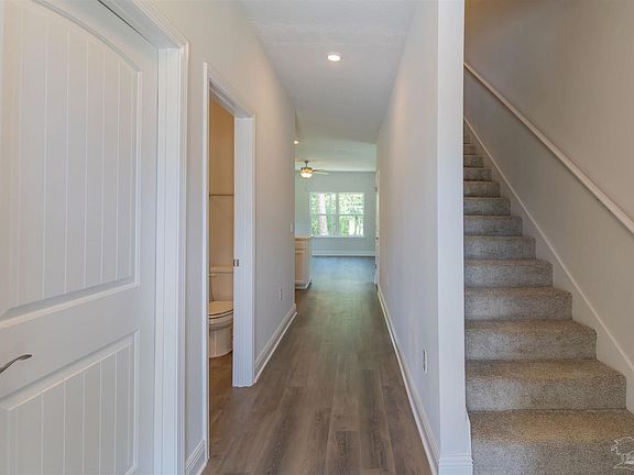 3rd image of 7146 Sonny Dr #5C