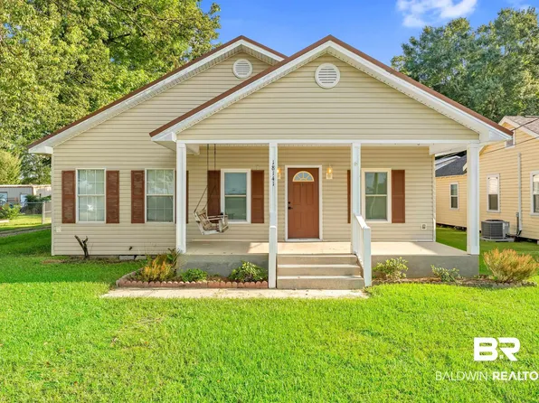 18141 Pennsylvania St, Robertsdale, AL 36567