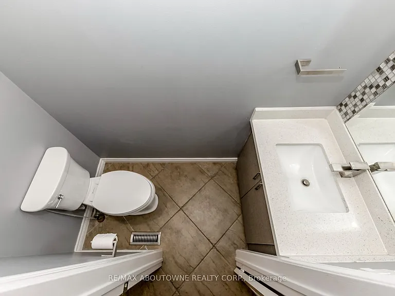 1124 Notley Cres — Photo 6