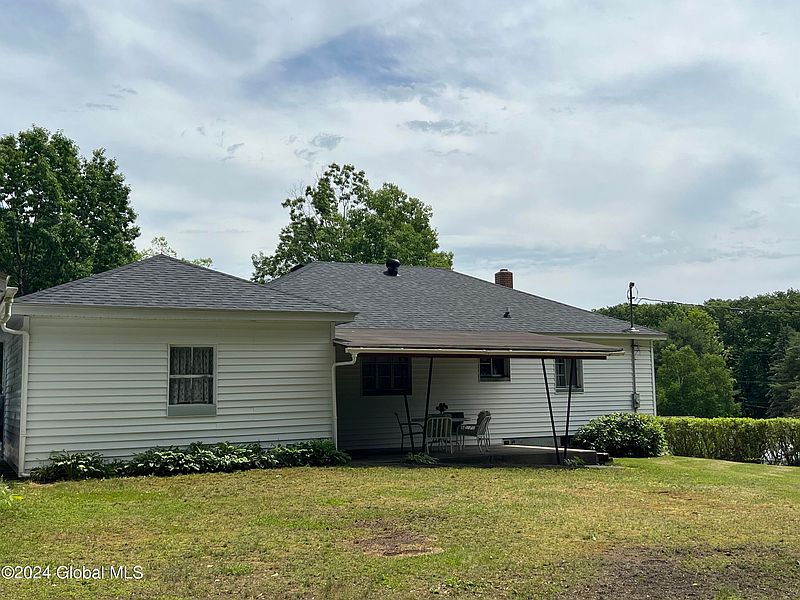 5th image of 7 Grandview Drive