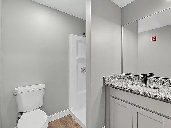 5th image of 109 W Lexington St #6A