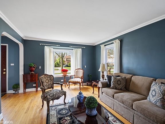 4th image of 4918 Coyle Ave