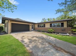 15631 Dobson Ave, Dolton, IL 60419