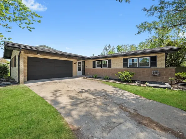 15631 Dobson Ave, Dolton, IL 60419