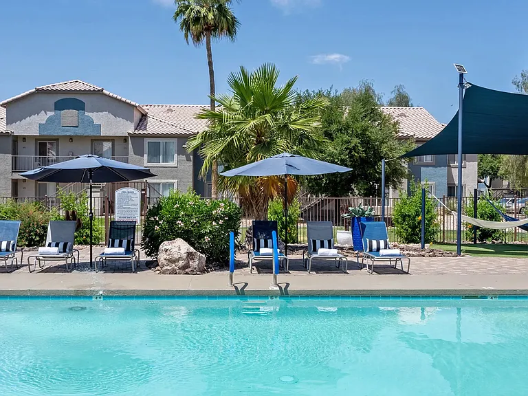 Sun-soaked days are best spent on our poolside loungers. Spread out, soak in the Arizona sun, and embrace the lap of luxury!
