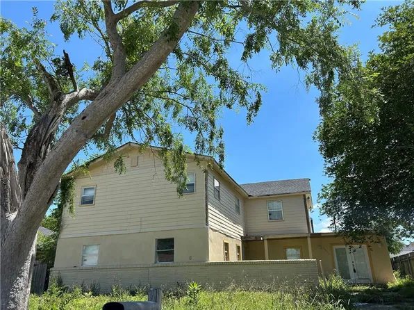 5033 Warren Dr, New Orleans, LA 70127