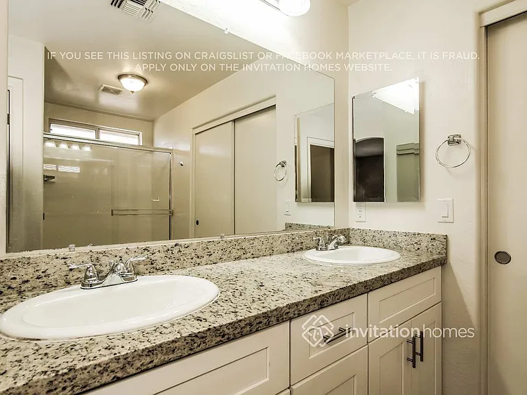 186 N 224th Ln — Photo 10
