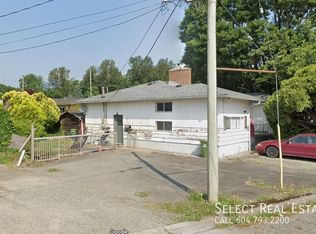 9843 Harrison St #B, Chilliwack, BC V2P 4G2