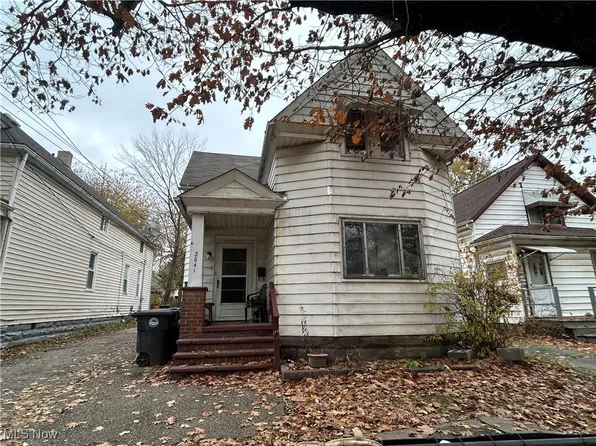 3641 E 54th St, Cleveland, OH 44105