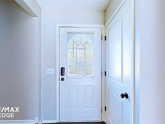 2nd image of 8324 Manchester Dr