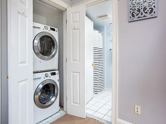 5th image of 119 Dorchester St APT 3