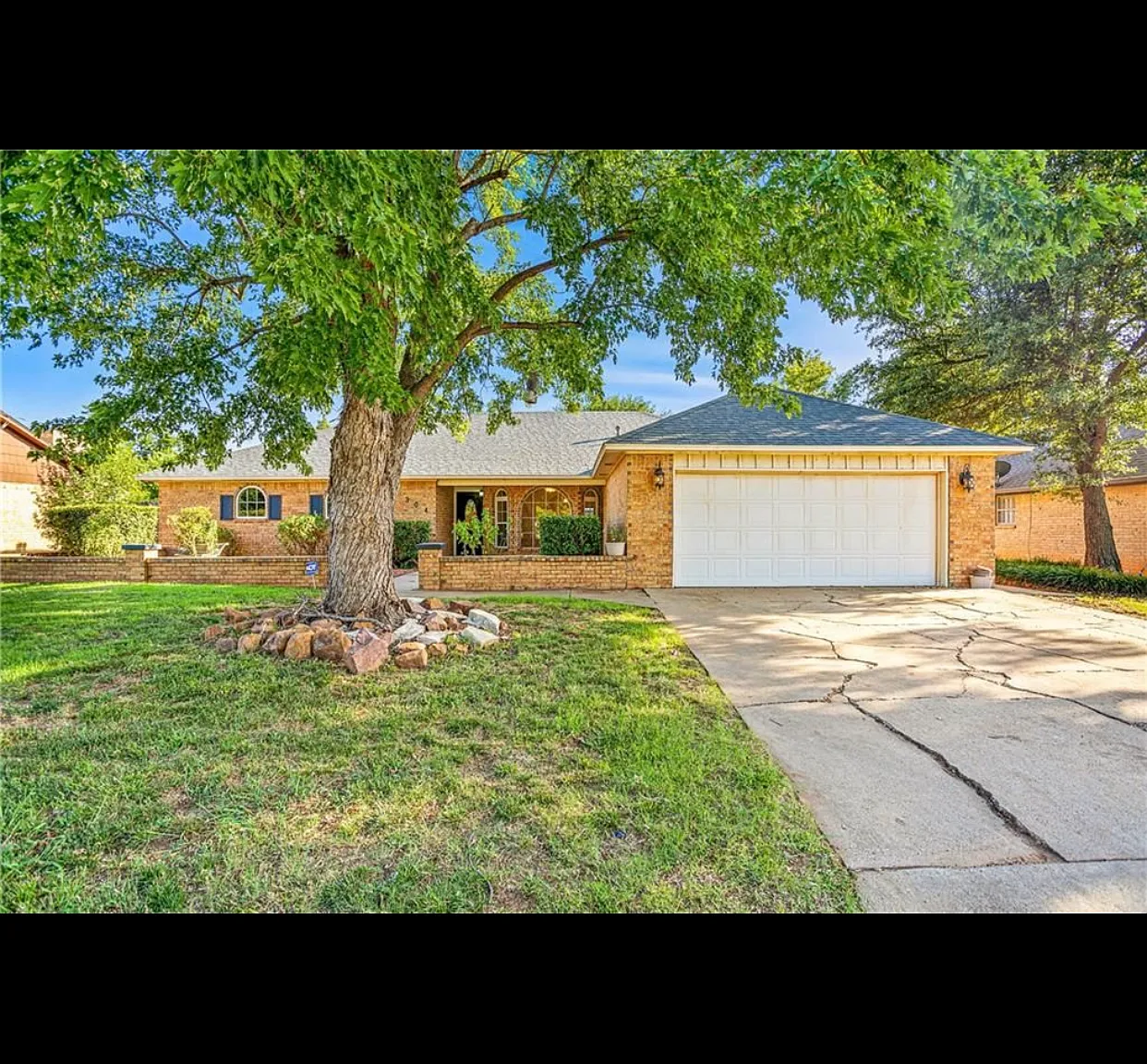 3 bed, 1998 sqft, $1,800 — Photo 3