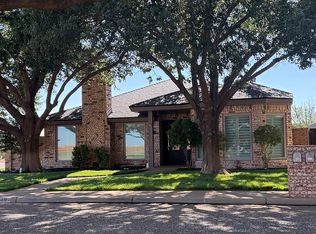 136 Aransas Ave, Levelland, TX 79336