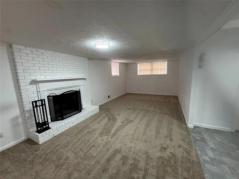 956 Slash Pine Rd #2 — Photo 4
