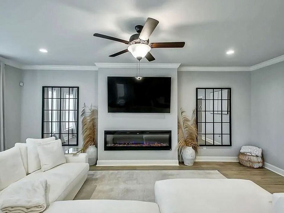 1st image of 837 Elliston Dr