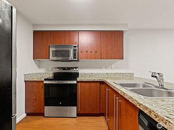 3rd image of 11309 NE 128th Street #F104