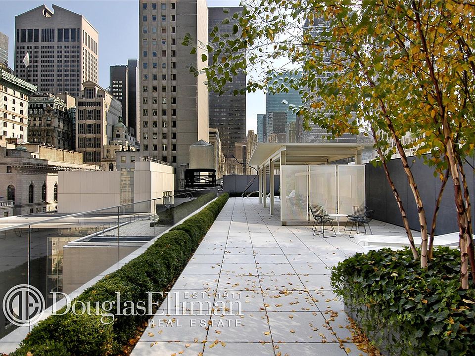 1st image of 15 W 53rd St #22B