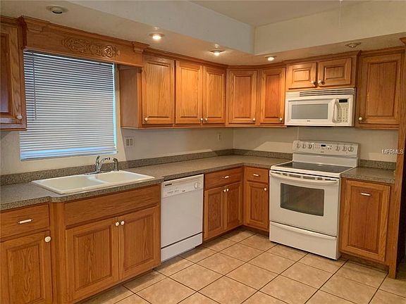 4th image of 20541 Midway Blvd