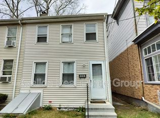 980 Lamberton St, Trenton, NJ