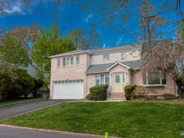 99 Park Ave, Cresskill, NJ 07626