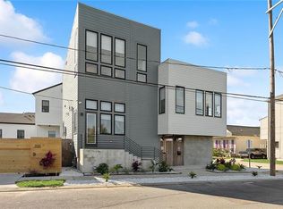 1117 Patterson Dr, New Orleans, LA 70114
