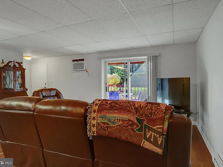 107 Hamilton Ave #107 — Photo 12