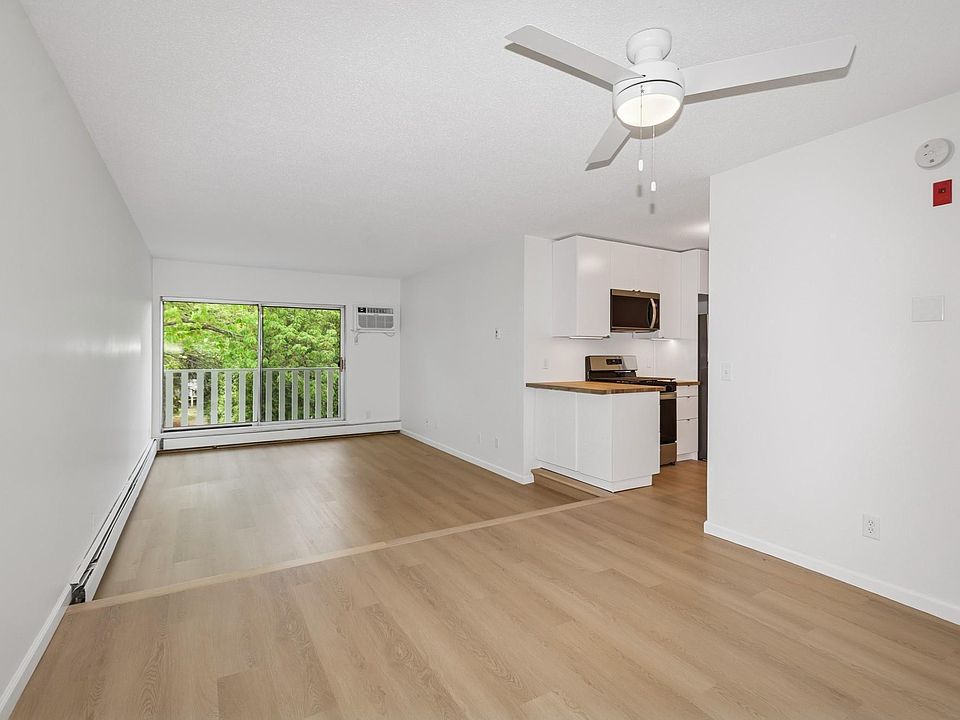 1st image of 1601 N Innsbruck Dr #313NE