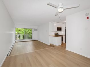 1601 N Innsbruck Dr #313NE, Minneapolis, MN 55432