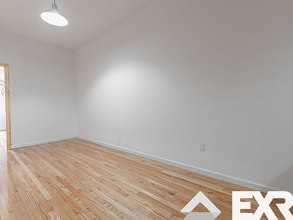 2nd image of 165 Wilson Ave #L2