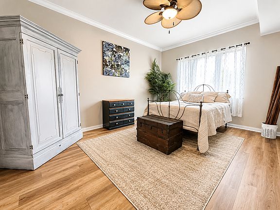 5th image of 37 Harbour Isle Dr #101