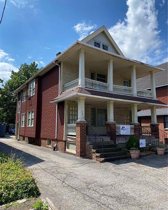 2nd image of 12614-12616 Larchmere Blvd