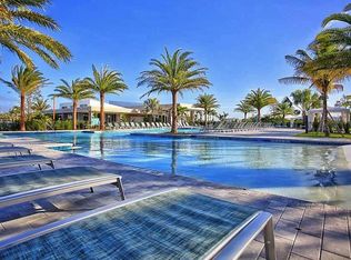 8104 Hobbes Way, Palm Beach Gardens, FL 33418