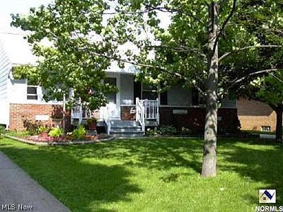 1st image of 871 McKinley St