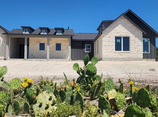 129 Rayner Pl, Spring Branch, TX 78070