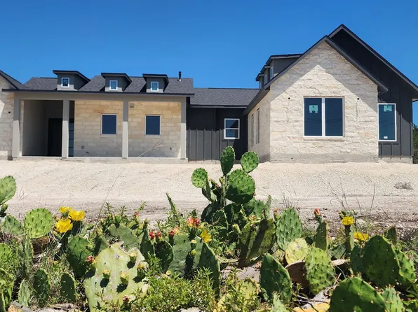 129 Rayner Pl, Spring Branch, TX 78070