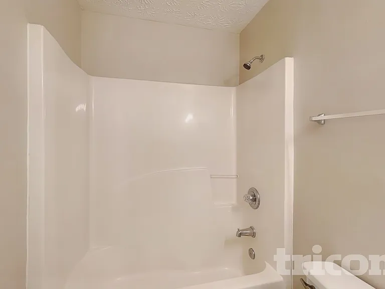 431 Bridgeport Pl — Photo 17