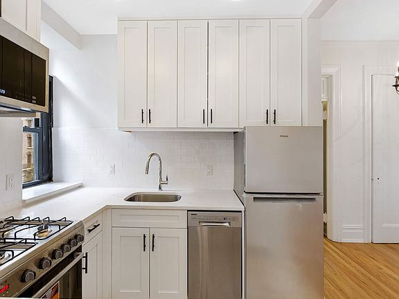 4th image of 510 W 110th St APT 5D