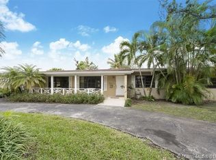 15525 SW 83rd Ave, Palmetto Bay, FL 33157