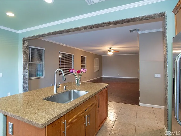 619 W Avenue H13 — Photo 27