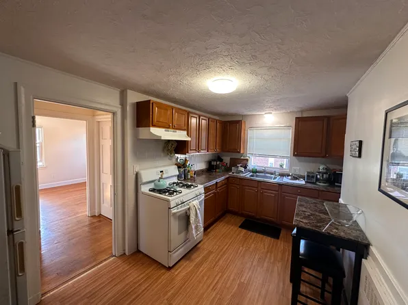182 Summit Ave, Quincy, MA