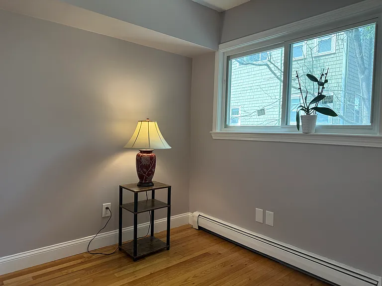 159 Erie St — Photo 4
