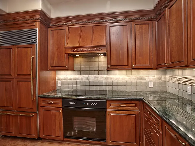 2952 N Saint Augustine Pl — Photo 10