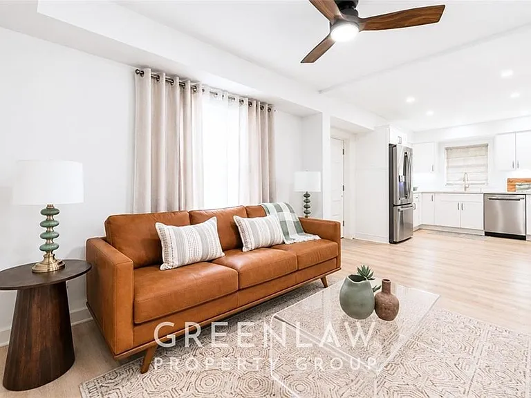 3250 Wynn Dr — Photo 5