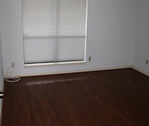 5th image of 10049 Westpark Dr #197