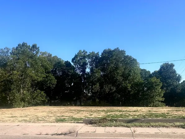 Mills Ave, Las Vegas, NM 87701